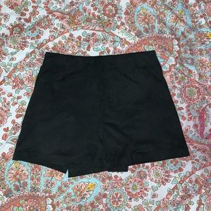 Zara Skirts - ZARA Trf Solid Black Skort Zara Skirts - ZARA Trf Solid Black Skort